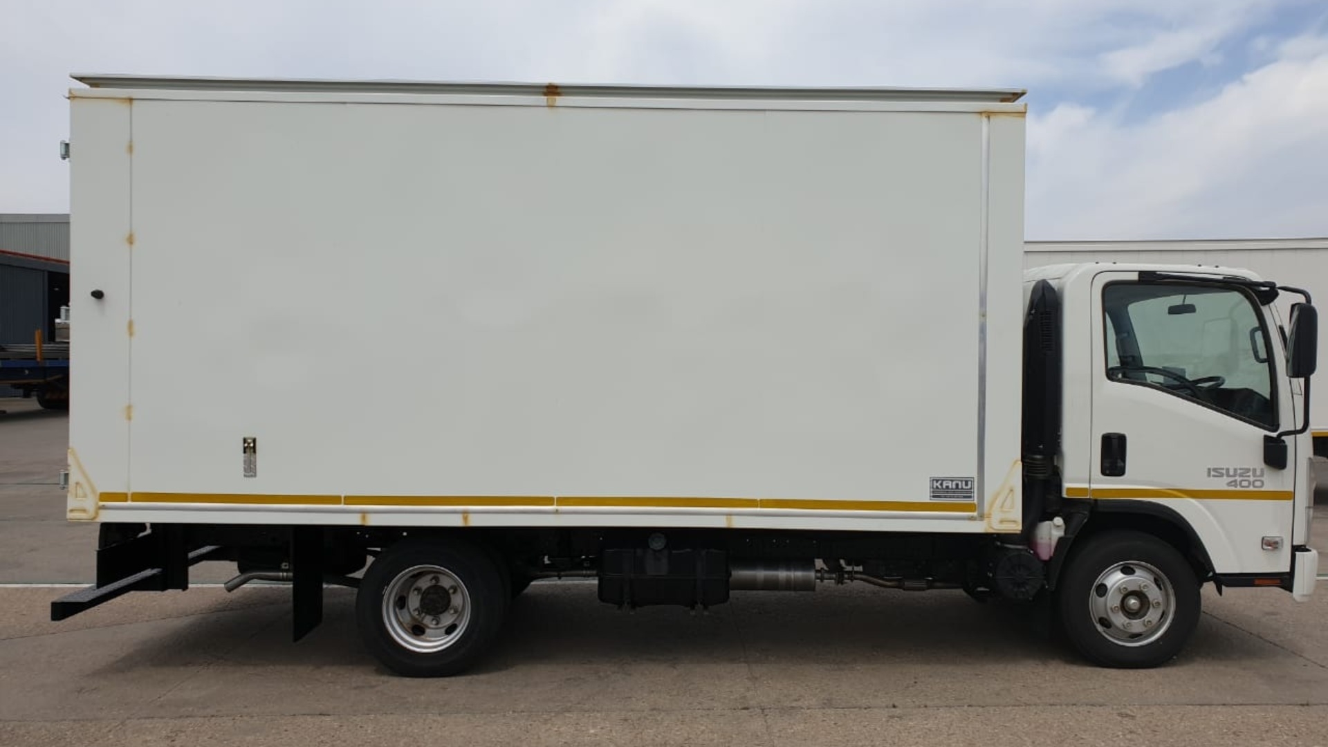 Isuzu Truck Box Review Auto Teknodaring