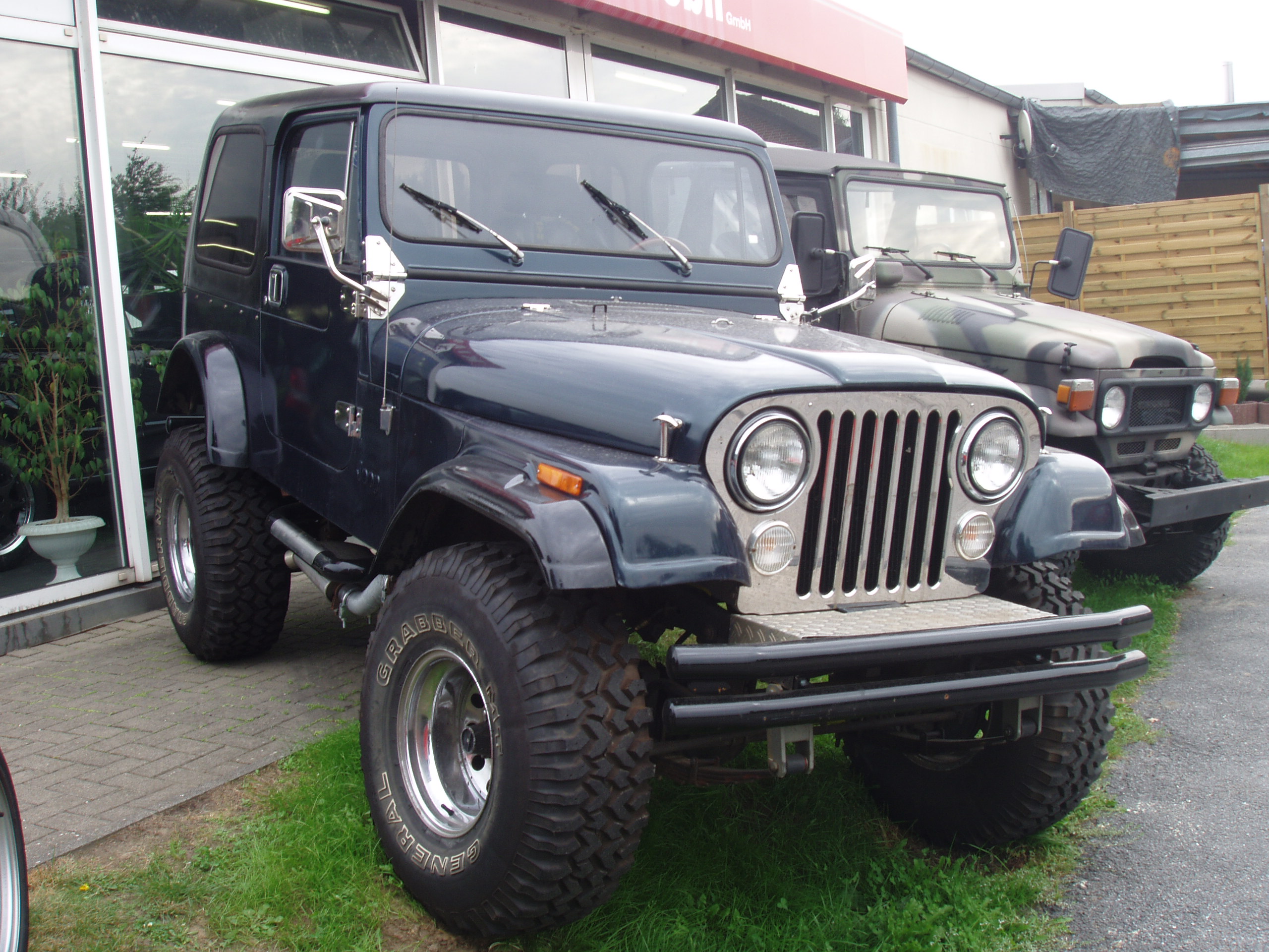 File:Jeep CJ7 01.JPG - Wikimedia Commons