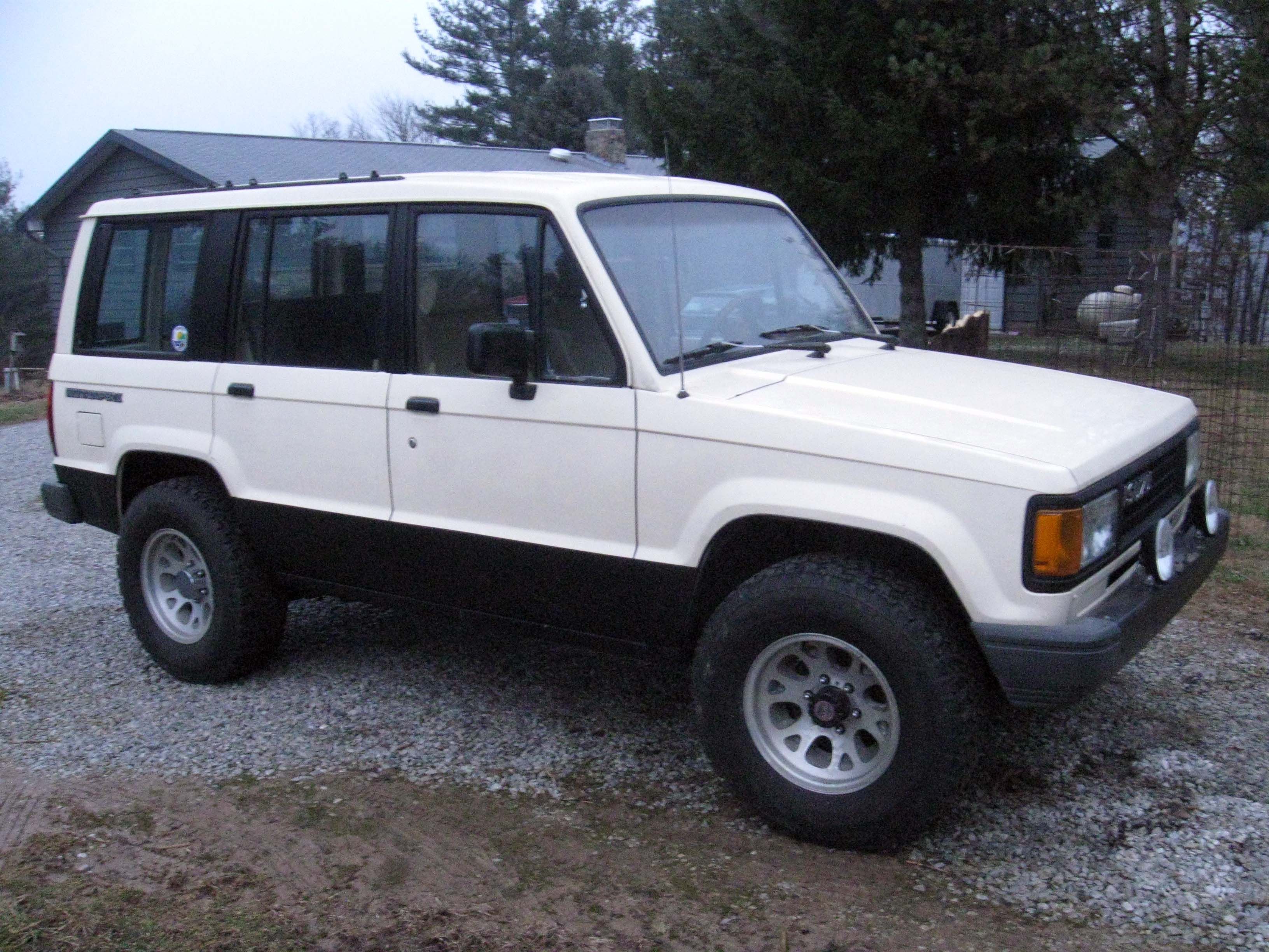 This is like my 1988 Isuzu trooper. For the first time I went on a