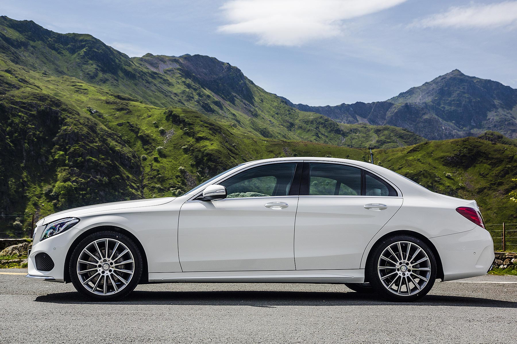 Mercedes-Benz C 250 d AMG Line review: 2015 road test - Motoring Research