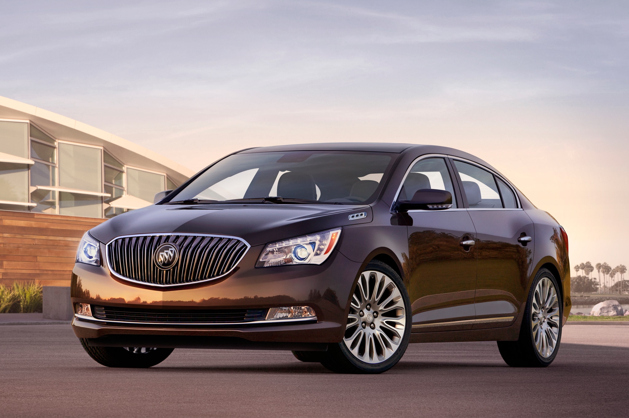 Buick Shocks Detroit With Rear-Wheel-Drive Avenir Concept