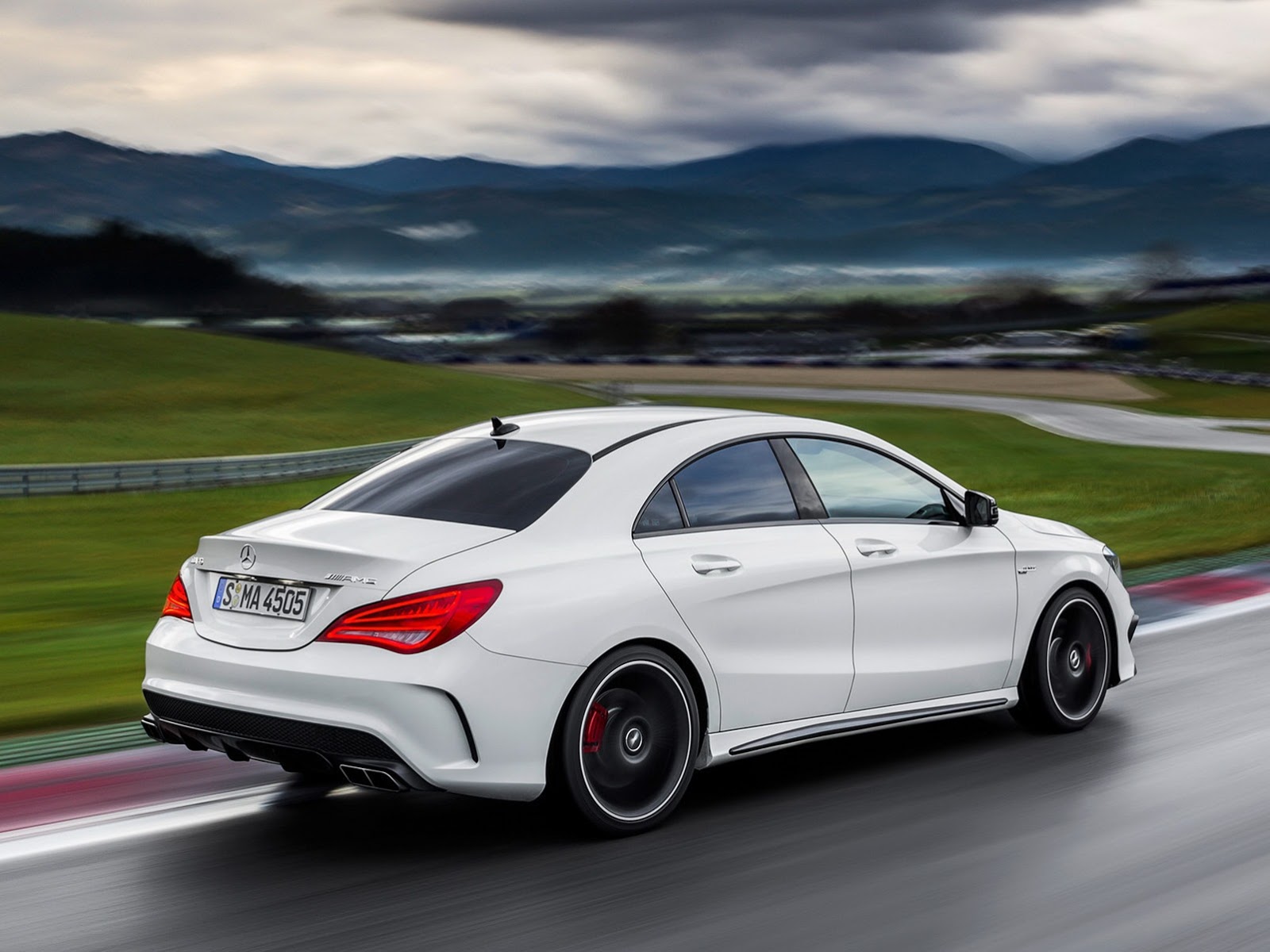 Mercedes-Benz CLA 45 AMG images leaked – AUSmotive.com