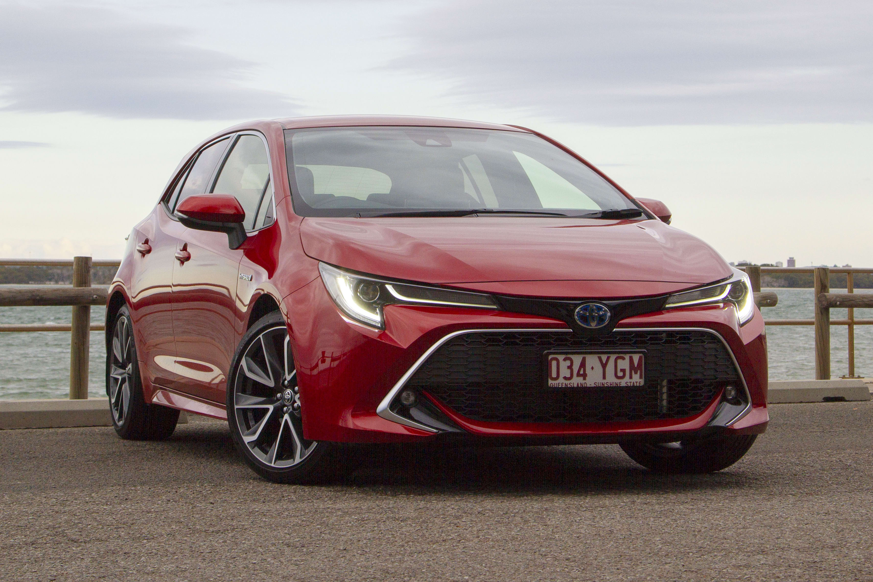 Toyota Corolla hatch 2018 review: ZR hybrid | CarsGuide